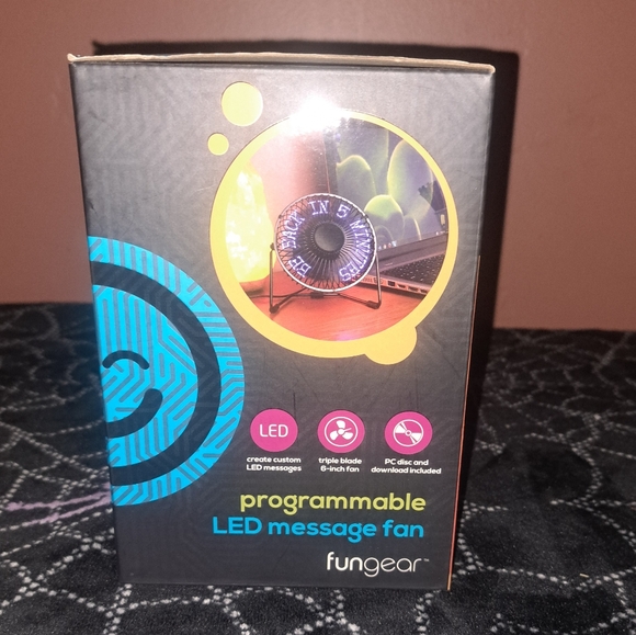 Fungear Programmable LED Message Fan - Picture 4 of 7